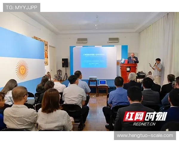 中学课本中的足球明星们如何影响青少年成长与价值观塑造